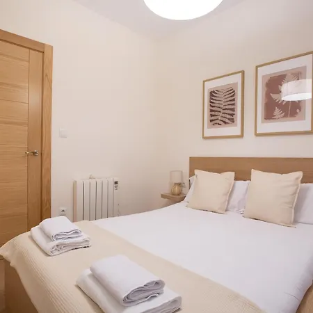Centrally Located For 4 People *