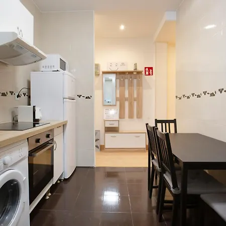 Apartamento Centrally Located For 4 People *