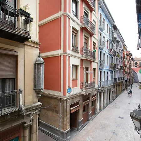 公寓 Centrally Located For 4 People *